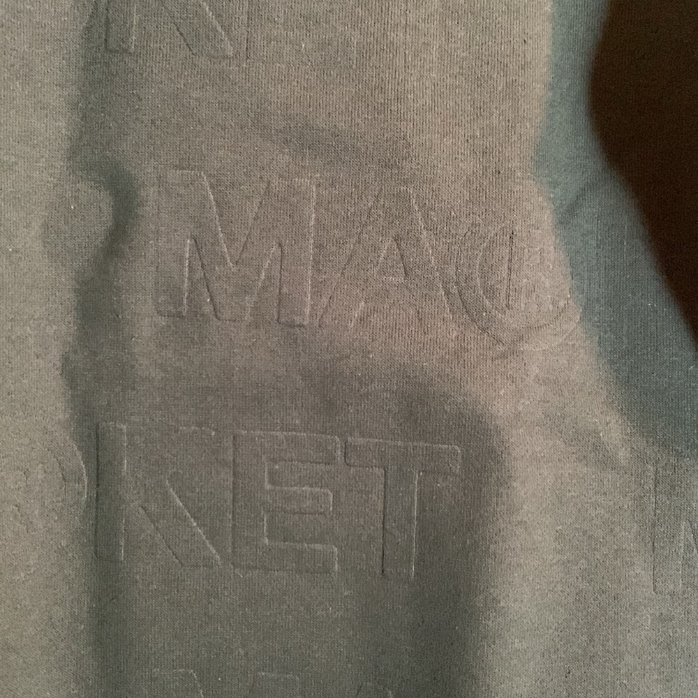 NWT @Market Studios Emboss Print Fleece Crewneck - Picture 9 of 9
